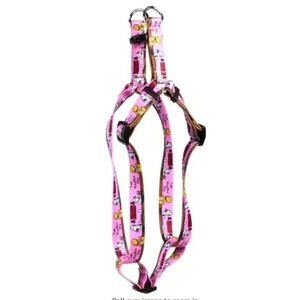 Yellow Dog Design I Hate Valentines Day Step-in Dog Harness, Medium